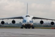 Samolot Antonov An-124 Rusłan